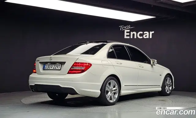 Mercedes-Benz C-Class 2012 1.8 автомат (гидро), миниатюра 2