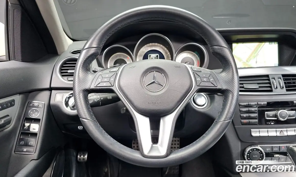Mercedes-Benz C-Class 2012 1.8 автомат (гидро), фото 13