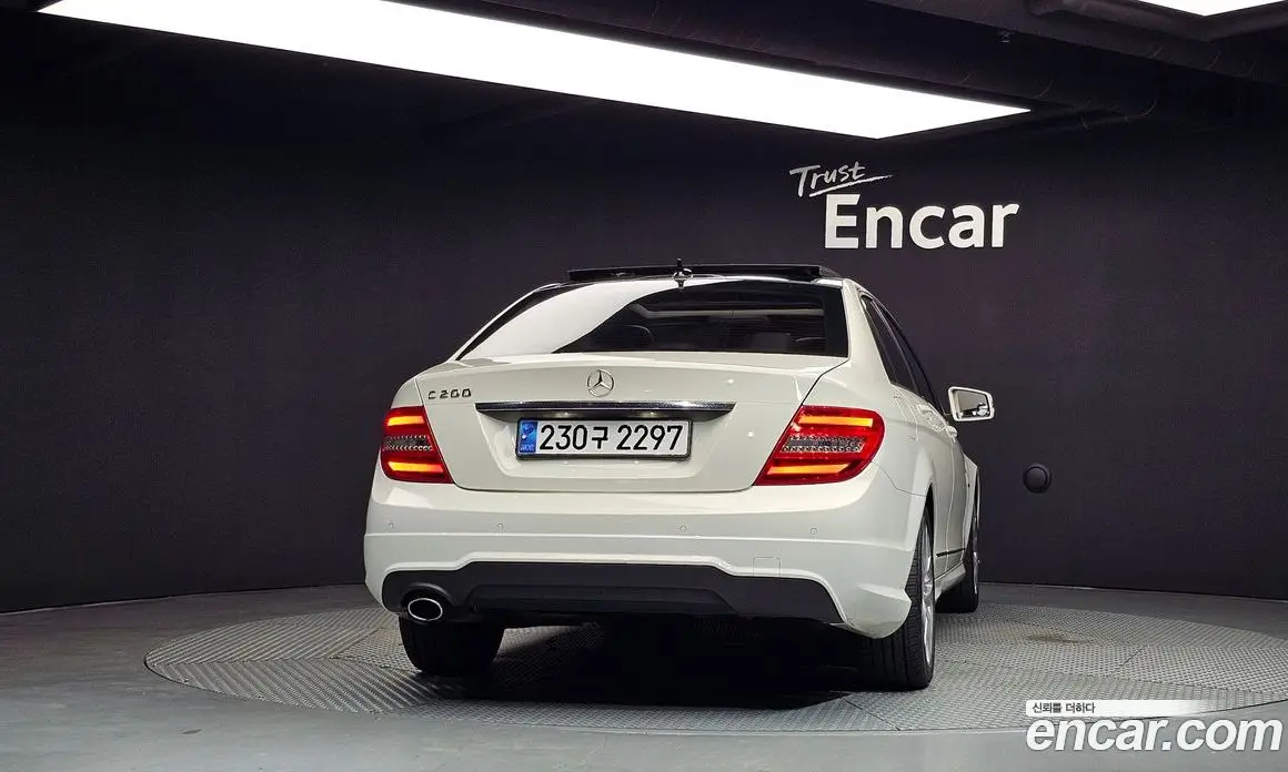 Mercedes-Benz C-Class 2012 1.8 автомат (гидро), фото 4