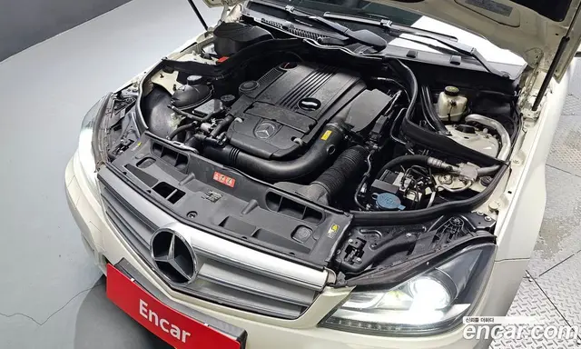 Mercedes-Benz C-Class 2012 1.8 автомат (гидро), миниатюра 6
