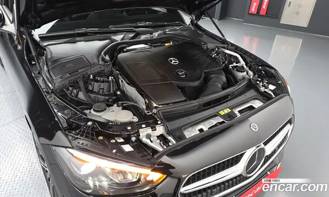 Mercedes-Benz C-Class 2023 2.0 автомат (гидро), миниатюра 6