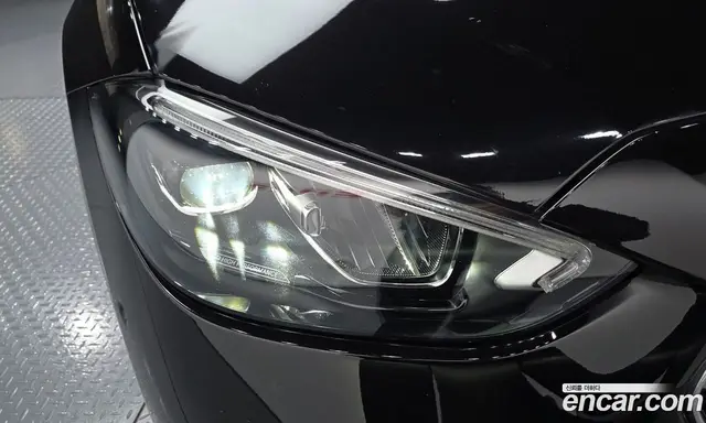 Mercedes-Benz C-Class 2023 2.0 автомат (гидро), миниатюра 8