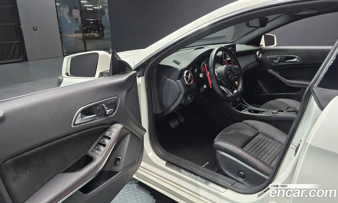 Mercedes-Benz CLA-Class 2017 2.0 автомат (гидро), фото 13 Mercedes-Benz CLA-Class 2017 2.0 автомат (гидро), фото 13