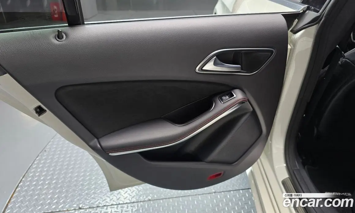 Mercedes-Benz CLA-Class 2017 2.0 автомат (гидро), фото 15 Mercedes-Benz CLA-Class 2017 2.0 автомат (гидро), фото 15