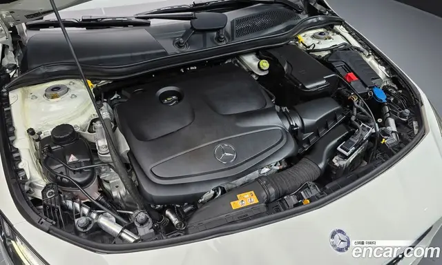 Mercedes-Benz CLA-Class 2017 2.0 автомат (гидро), миниатюра 6 Mercedes-Benz CLA-Class 2017 2.0 автомат (гидро), миниатюра 6