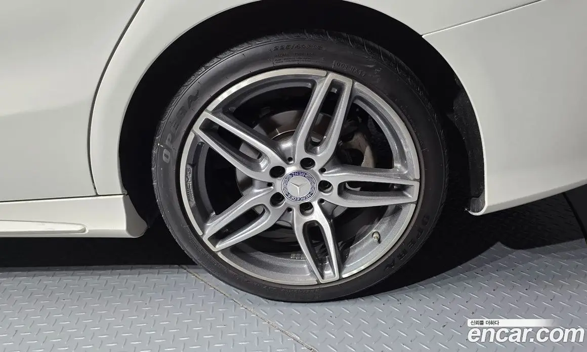 Mercedes-Benz CLA-Class 2017 2.0 автомат (гидро), фото 7 Mercedes-Benz CLA-Class 2017 2.0 автомат (гидро), фото 7