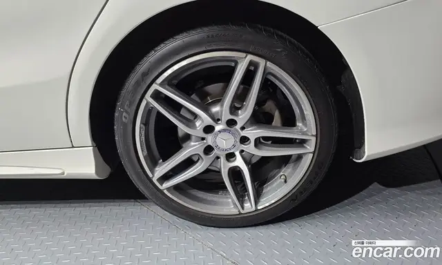 Mercedes-Benz CLA-Class 2017 2.0 автомат (гидро), миниатюра 7 Mercedes-Benz CLA-Class 2017 2.0 автомат (гидро), миниатюра 7