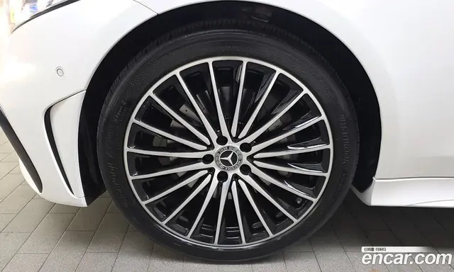 Mercedes-Benz CLS-Class 2022 3.0 автомат (гидро), миниатюра 5