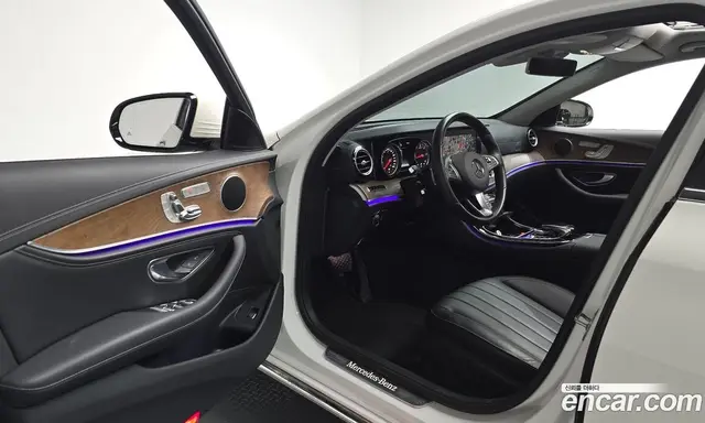 Mercedes-Benz E-Class 2017 1.9 автомат (гидро), миниатюра 12