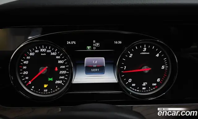 Mercedes-Benz E-Class 2017 1.9 автомат (гидро), миниатюра 10 Mercedes-Benz E-Class 2017 1.9 автомат (гидро), миниатюра 10