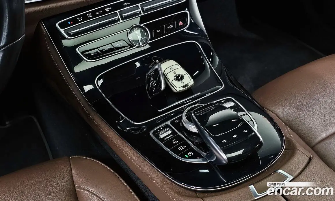 Mercedes-Benz E-Class 2019 1.9 автомат (гидро), фото 11 Mercedes-Benz E-Class 2019 1.9 автомат (гидро), фото 11