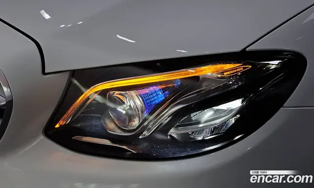 Mercedes-Benz E-Class 2019 1.9 автомат (гидро), миниатюра 7 Mercedes-Benz E-Class 2019 1.9 автомат (гидро), миниатюра 7