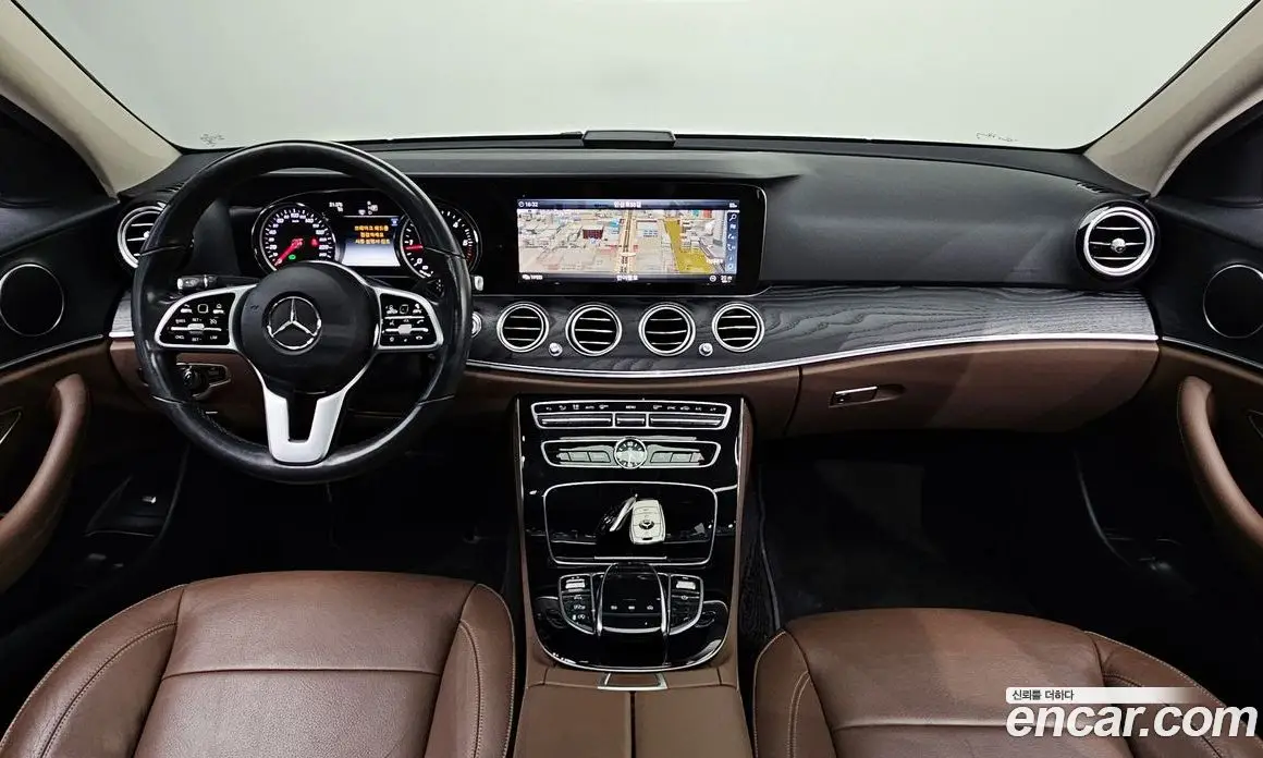 Mercedes-Benz E-Class 2019 1.9 автомат (гидро), фото 9 Mercedes-Benz E-Class 2019 1.9 автомат (гидро), фото 9