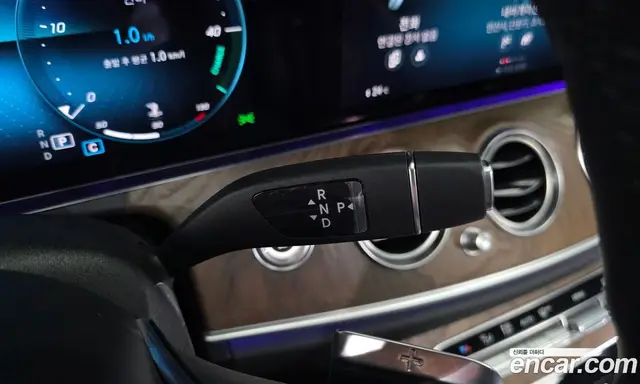 Mercedes-Benz E-Class 2021 2.0 автомат (гидро), миниатюра 12