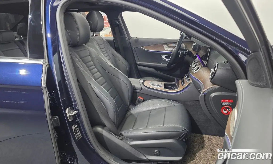 Mercedes-Benz E-Class 2021 2.0 автомат (гидро), фото 16