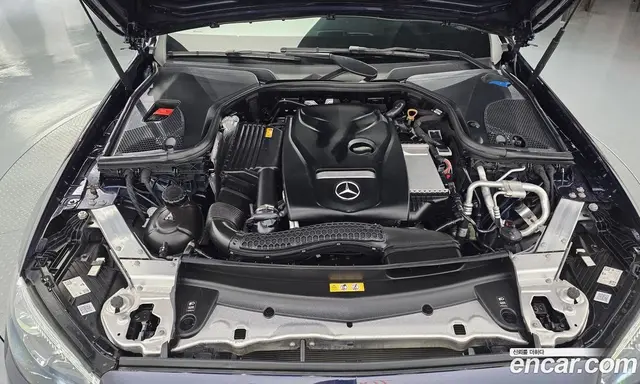 Mercedes-Benz E-Class 2021 2.0 автомат (гидро), миниатюра 6
