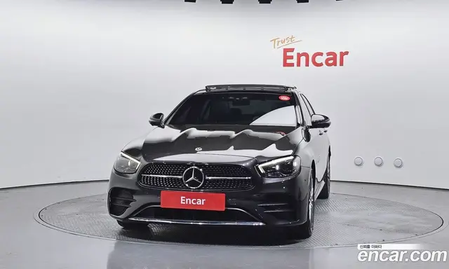 Mercedes-Benz E-Class 2022 2.0 автомат (гидро), миниатюра 3