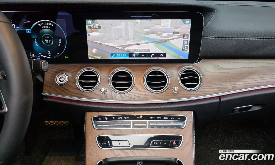 Mercedes-Benz E-Class 2022 2.0 автомат (гидро), фото 19
