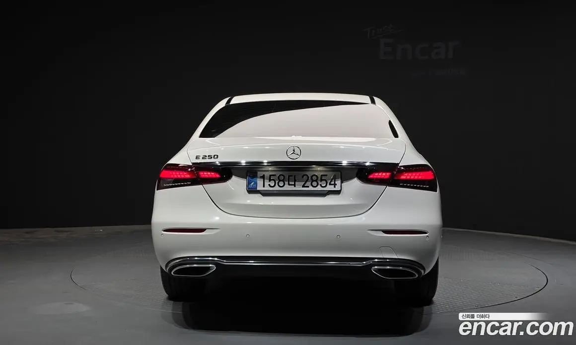 Mercedes-Benz E-Class 2022 2.0 автомат (гидро), фото 4