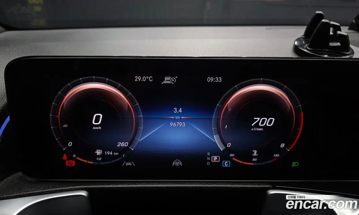 Mercedes-Benz GLB-Class 2022 2.0 автомат (гидро), фото 11 Mercedes-Benz GLB-Class 2022 2.0 автомат (гидро), фото 11