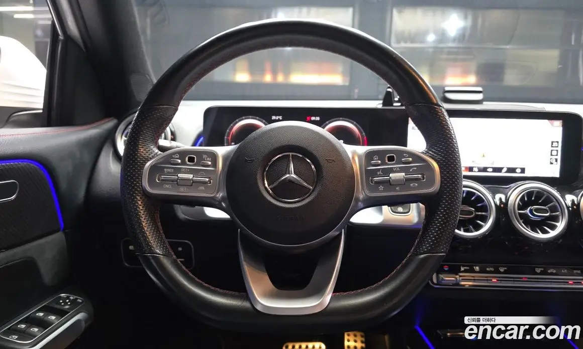 Mercedes-Benz GLB-Class 2022 2.0 автомат (гидро), фото 19 Mercedes-Benz GLB-Class 2022 2.0 автомат (гидро), фото 19