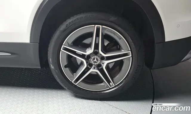 Mercedes-Benz GLB-Class 2022 2.0 автомат (гидро), миниатюра 7 Mercedes-Benz GLB-Class 2022 2.0 автомат (гидро), миниатюра 7