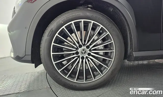 Mercedes-Benz GLC-Class 2026 2.0 автомат (гидро), миниатюра 5