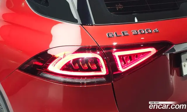 Mercedes-Benz GLE-Class 2019 1.9 автомат (гидро), миниатюра 9