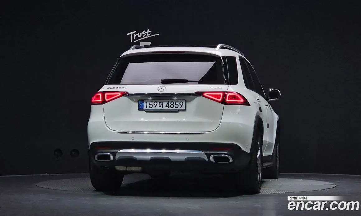Mercedes-Benz GLE-Class 2022 2.0 автомат (гидро), фото 4