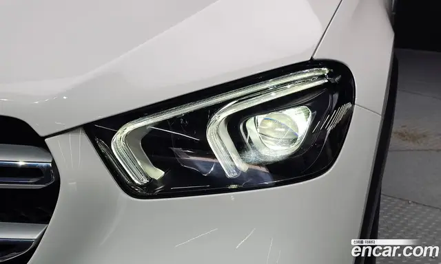 Mercedes-Benz GLE-Class 2022 2.0 автомат (гидро), миниатюра 8