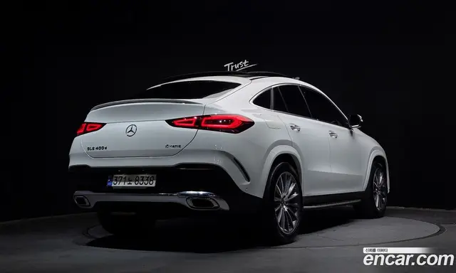 Mercedes-Benz GLE-Class 2023 2.9 автомат (гидро), миниатюра 2