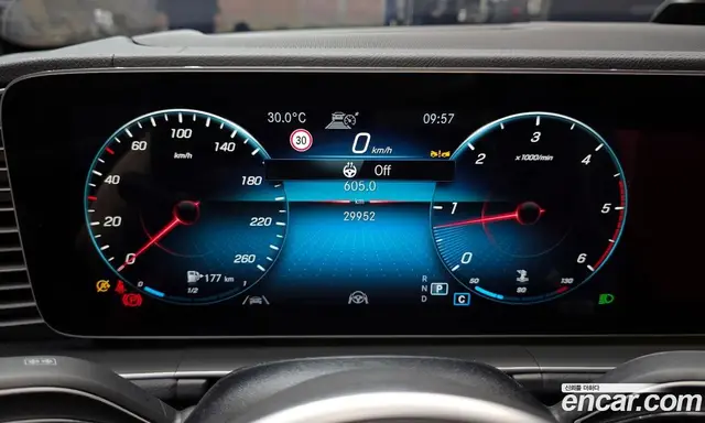 Mercedes-Benz GLE-Class 2023 2.9 автомат (гидро), миниатюра 11