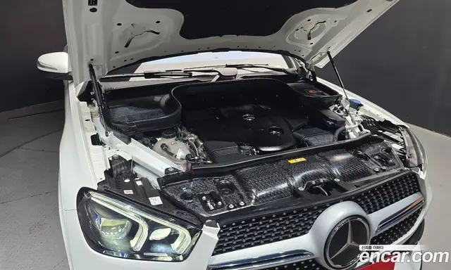 Mercedes-Benz GLE-Class 2023 2.9 автомат (гидро), миниатюра 6