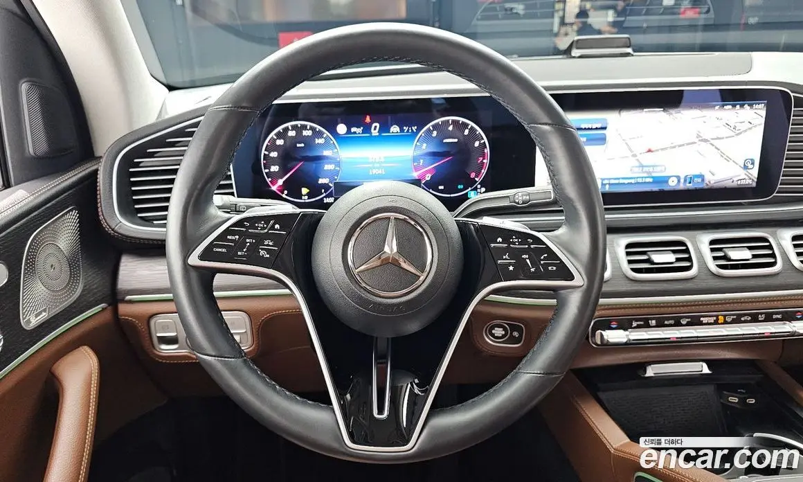 Mercedes-Benz GLE-Class 2023 3.0 автомат (гидро), фото 20