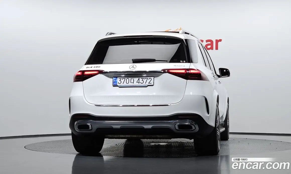 Mercedes-Benz GLE-Class 2023 3.0 автомат (гидро), фото 4