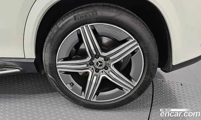 Mercedes-Benz GLE-Class 2023 3.0 автомат (гидро), миниатюра 7