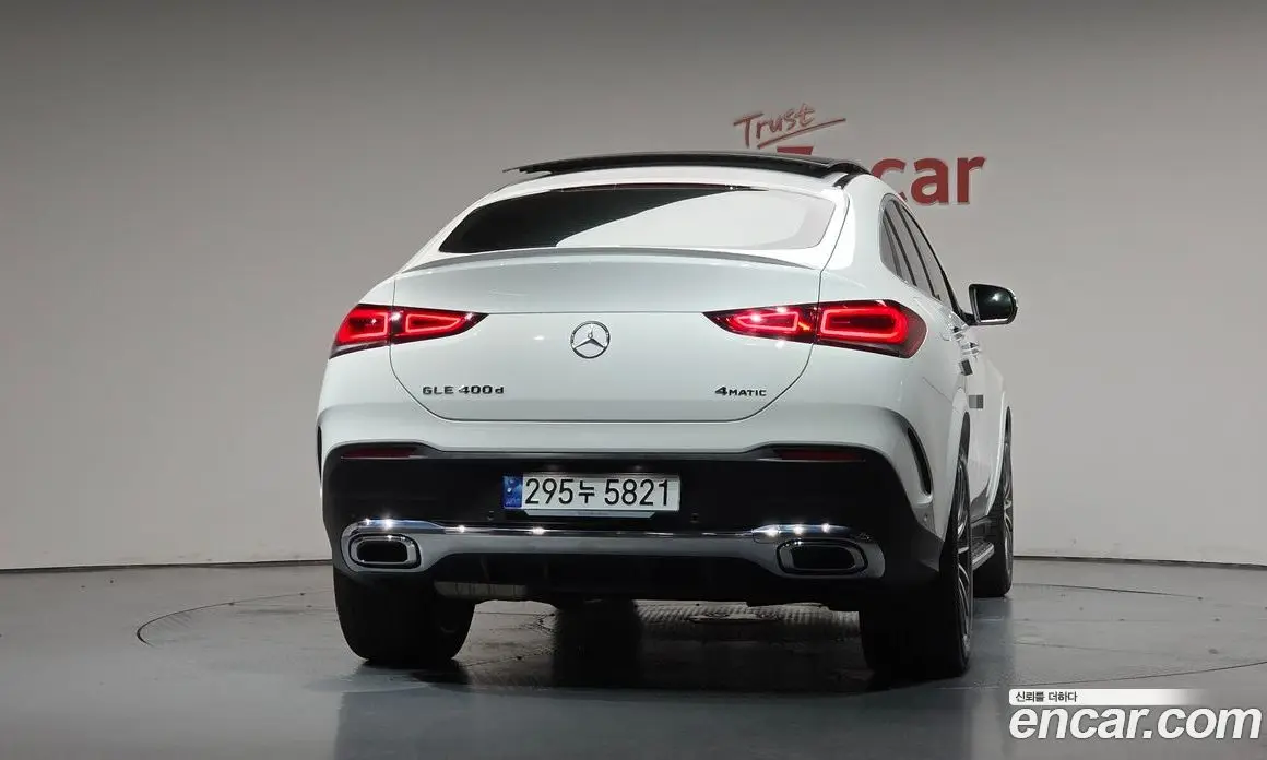 Mercedes-Benz GLE-Class 2023 2.9 автомат (гидро), фото 3