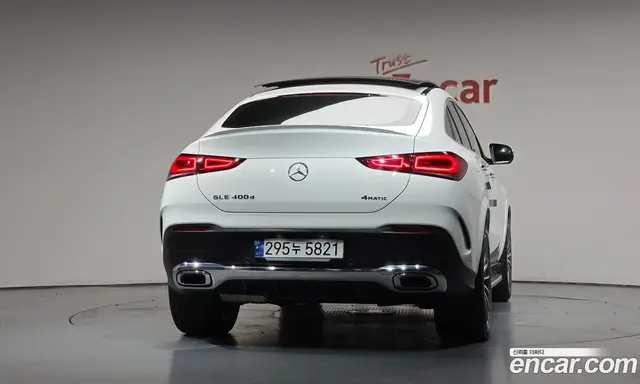 Mercedes-Benz GLE-Class 2023 2.9 автомат (гидро), миниатюра 3