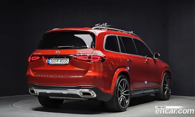Mercedes-Benz GLS-Class 2023 4.0 автомат (гидро), миниатюра 2