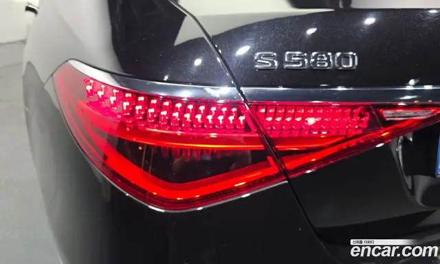 Mercedes-Benz S-Class 2021 4.0 автомат (гидро), миниатюра 9 Mercedes-Benz S-Class 2021 4.0 автомат (гидро), миниатюра 9