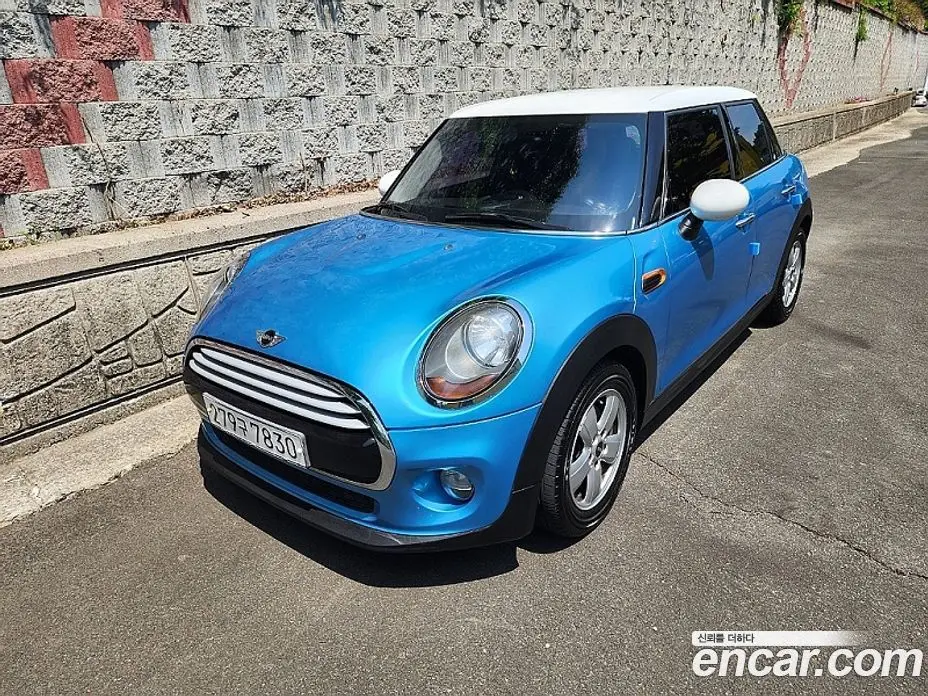 Mini Cooper 2015 1.5 автомат (гидро), фото 1 Mini Cooper 2015 1.5 автомат (гидро), фото 1