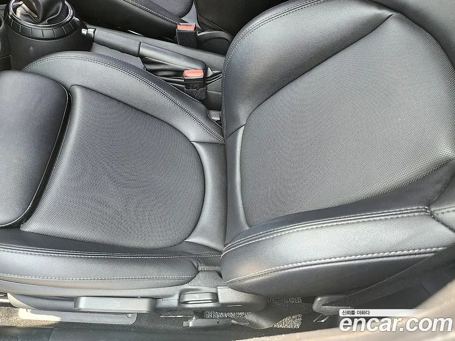 Mini Cooper 2015 1.5 автомат (гидро), фото 12 Mini Cooper 2015 1.5 автомат (гидро), фото 12