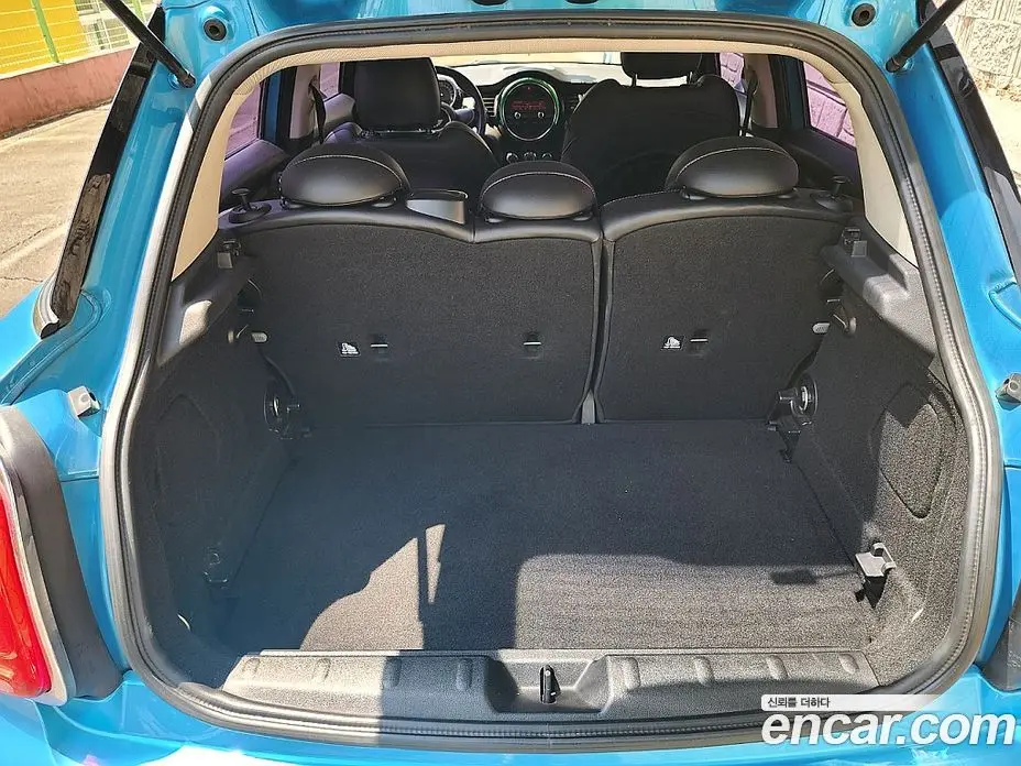 Mini Cooper 2015 1.5 автомат (гидро), фото 6 Mini Cooper 2015 1.5 автомат (гидро), фото 6