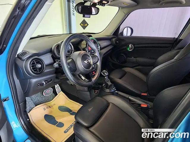 Mini Cooper 2015 1.5 автомат (гидро), миниатюра 10 Mini Cooper 2015 1.5 автомат (гидро), миниатюра 10