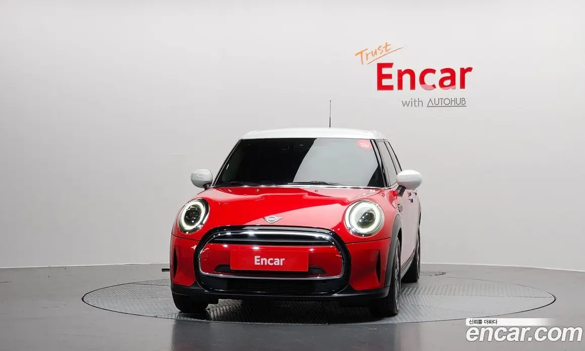 Mini Cooper 2023 1.5 автомат (гидро), фото 3