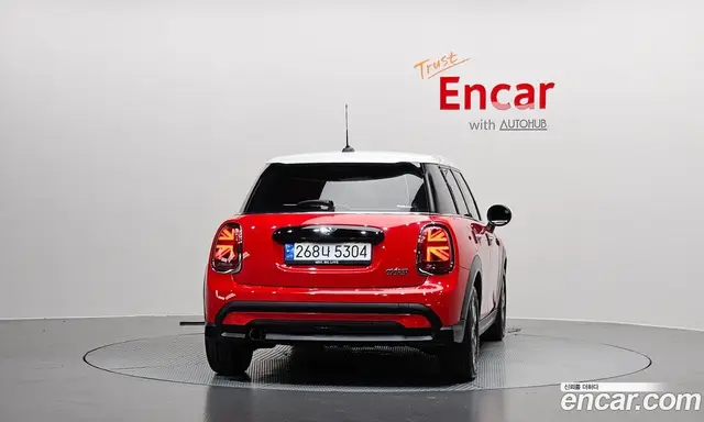 Mini Cooper 2023 1.5 автомат (гидро), миниатюра 4