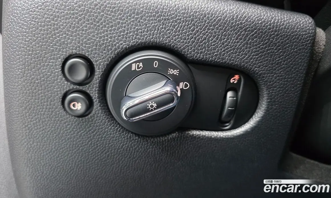 Mini Cooper 2024 1.5 автомат (гидро), фото 19
