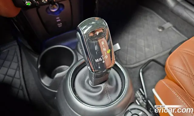 Mini Cooper Convertible 2022 2.0 автомат (гидро), миниатюра 12