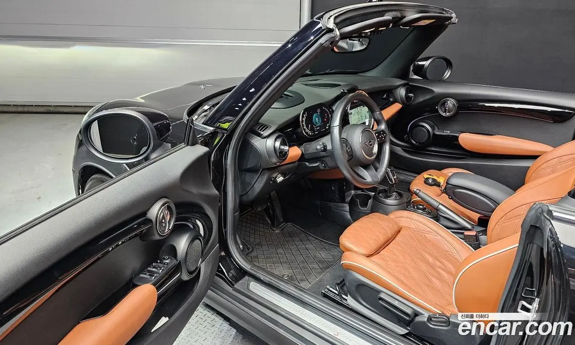 Mini Cooper Convertible 2022 2.0 автомат (гидро), фото 13 Mini Cooper Convertible 2022 2.0 автомат (гидро), фото 13