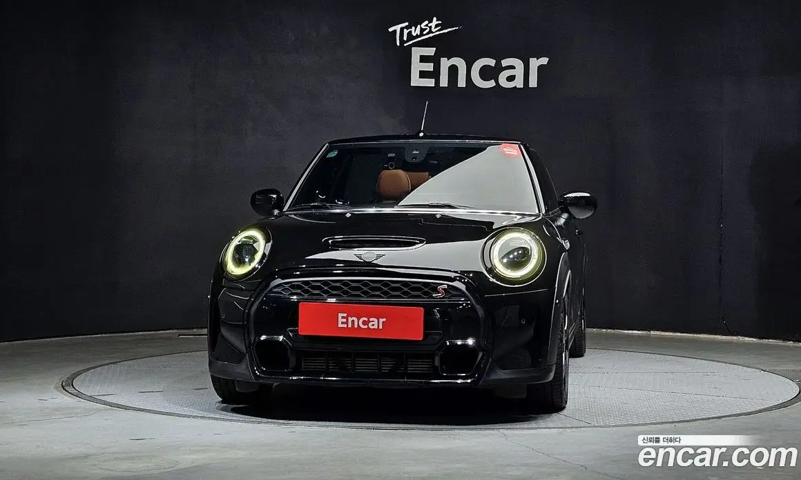 Mini Cooper Convertible 2022 2.0 автомат (гидро), фото 3 Mini Cooper Convertible 2022 2.0 автомат (гидро), фото 3